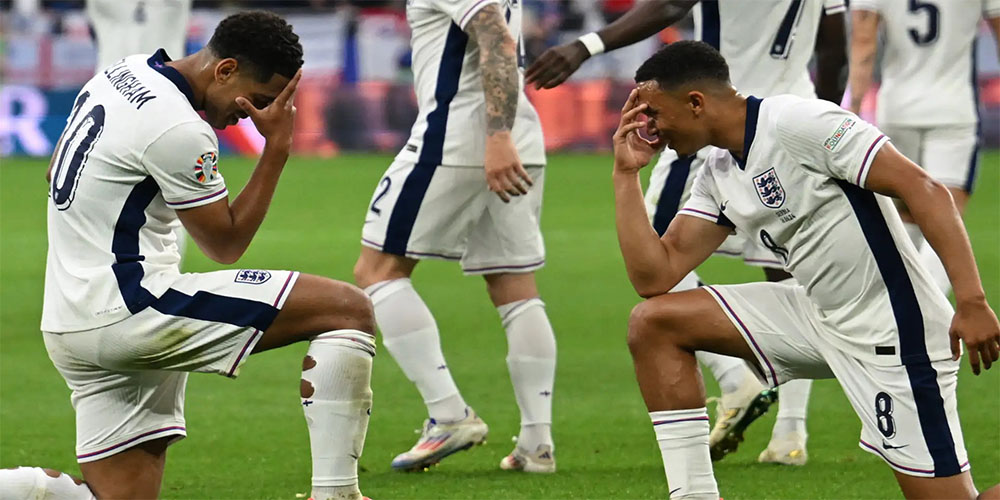 از این رفاقت بلینگام و آرنولد میترسم! - حاشیه های فوتبالی از این رفاقت بلینگام و آرنولد میترسم!