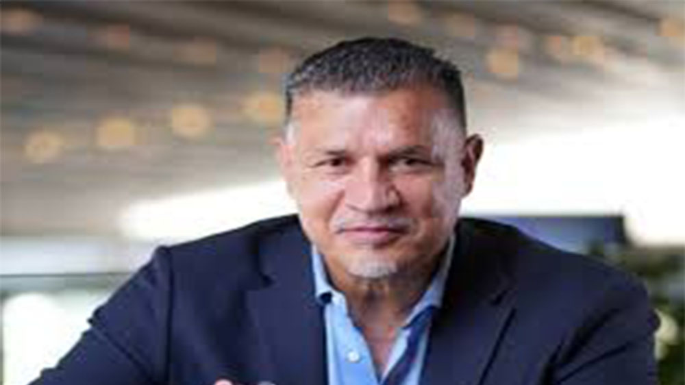 اقدام زیبای علی دایی؛ شهریار به یاد یک مربی قدیمی - حاشیه های فوتبالی اقدام زیبای علی دایی؛ شهریار به یاد یک مربی قدیمی