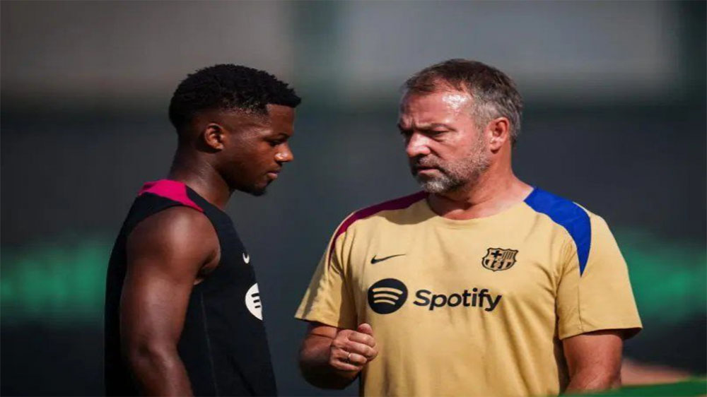 بارسلونا و ظهور یک ستاره جدید در زمین تمرین! - حاشیه های فوتبالی بارسلونا و ظهور یک ستاره جدید در زمین تمرین!