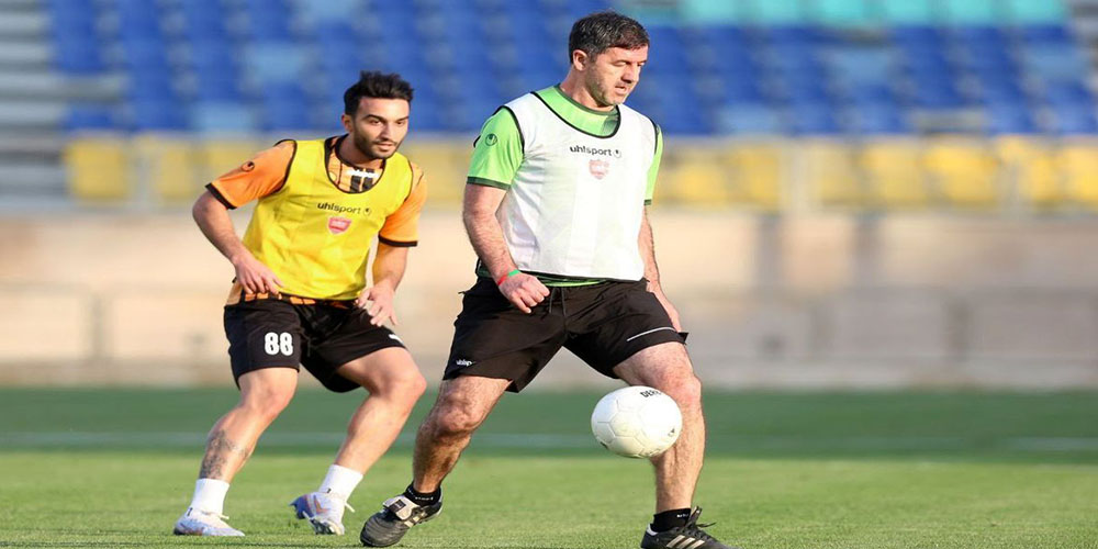 تلاشهای رضا درویش برای بازگشت کریم باقری به پرسپولیس - حاشیه های فوتبالی تلاشهای رضا درویش برای بازگشت کریم باقری به پرسپولیس