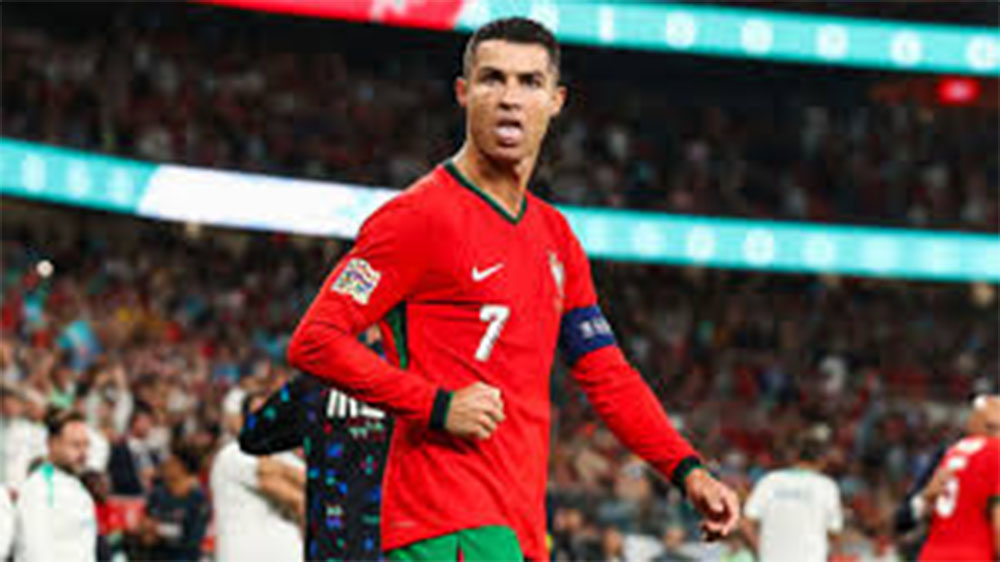 رونالدو بهترین بازیکن تاریخ فوتبال - حاشیه های فوتبالی رونالدو بهترین بازیکن تاریخ فوتبال