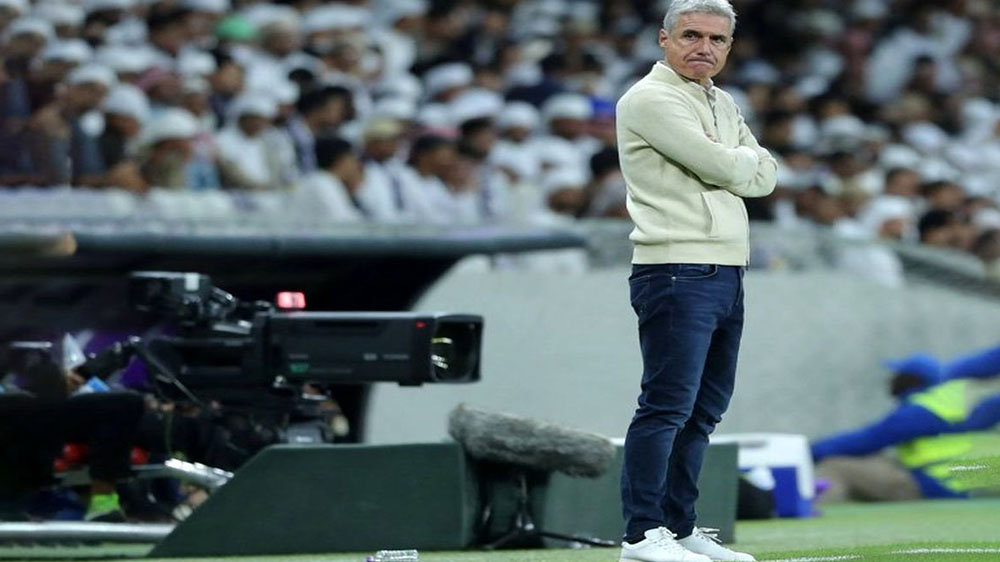 سرمربی النصر اخراج شد