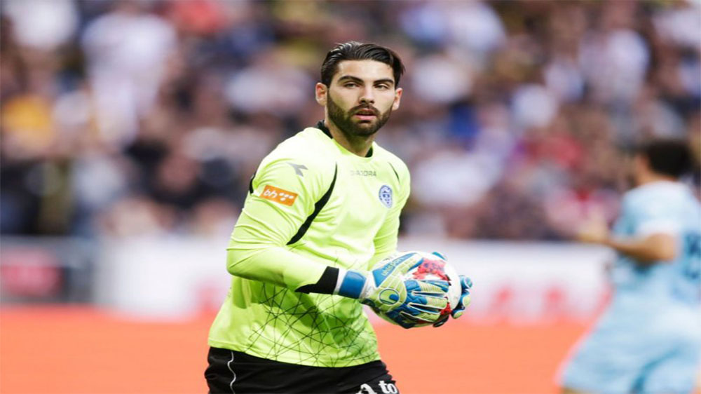 گلر بوسنیایی استقلال باشگاه پیدا کرد - حاشیه های فوتبالی گلر بوسنیایی استقلال باشگاه پیدا کرد