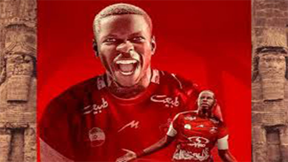 عکس واکنش جالب ژوائو به قرارداد با پرسپولیس - حاشیه های فوتبالی عکس واکنش جالب ژوائو به قرارداد با پرسپولیس