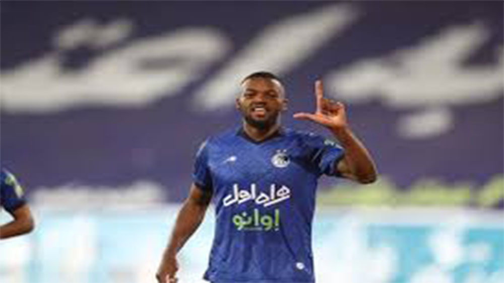 قرارداد فرزند آقای گل استقلالیها در امارات - حاشیه های فوتبالی قرارداد فرزند آقای گل استقلالیها در امارات