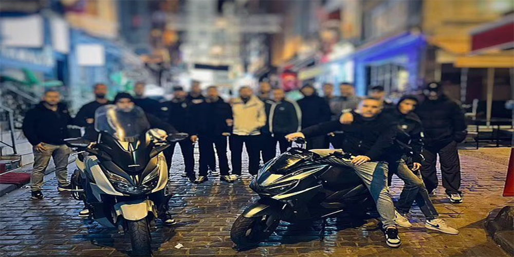 جنگ در استانبول: یونایتدها کتک خوردند! (عکس) - حاشیه های فوتبالی جنگ در استانبول: یونایتدها کتک خوردند! (عکس)