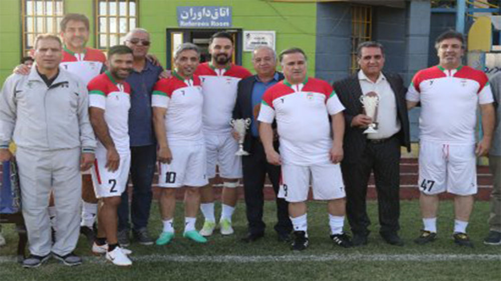 خطیبی، ستارههای 98 را دورهم جمع کرد(عکس) - حاشیه های فوتبالی خطیبی، ستارههای 98 را دورهم جمع کرد(عکس)