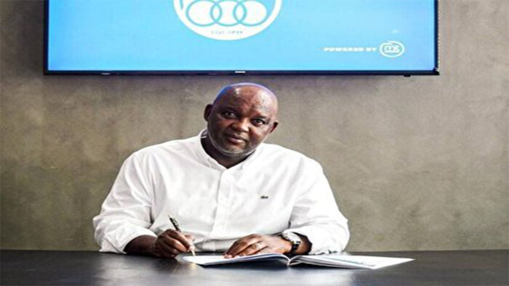 سرمربی استقلال سهشنبه به امارات میرسد - حاشیه های فوتبالی سرمربی استقلال سهشنبه به امارات میرسد