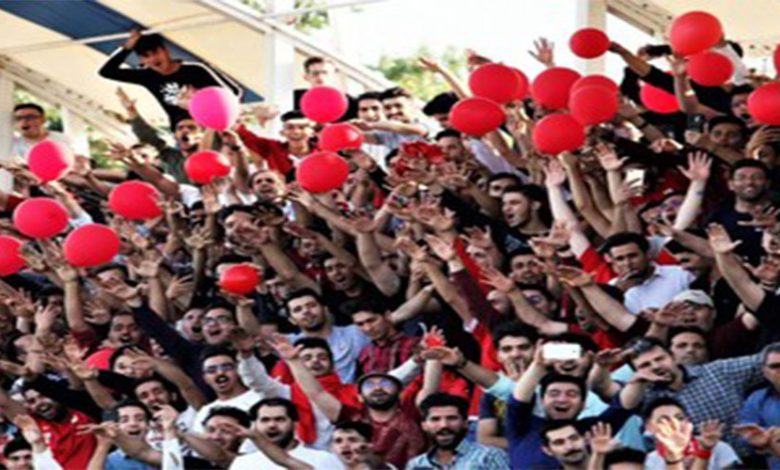 استقبال عجیب هواداران تراکتور از بلیت فروشی