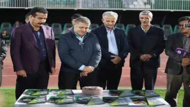 تجلیل محمدی از حسینی و کادر قبل از سپاهان(عکس)