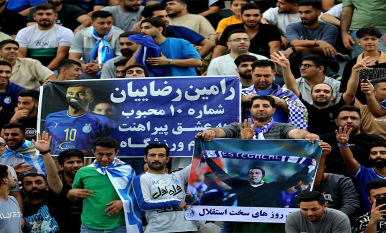 رامین رضاییان، تنها هدف تماشاگران خرم آبادی!