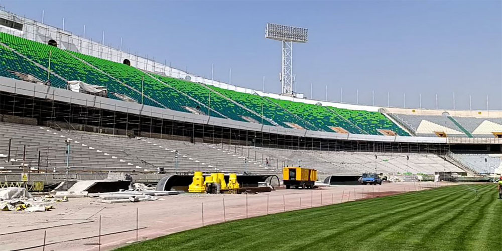 آزادی به رنگ سبز در آمد (عکس) - حاشیه های فوتبالی آزادی به رنگ سبز در آمد (عکس)