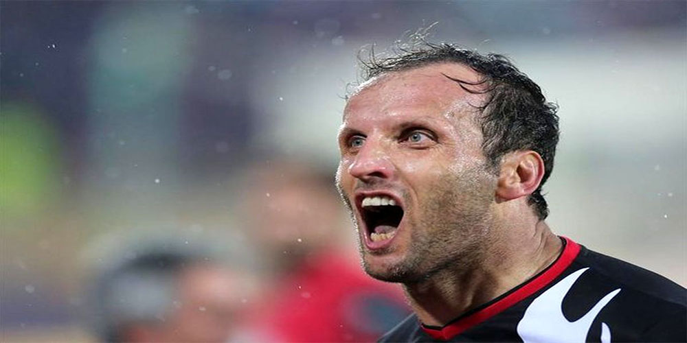 سورپرایز والیبال و هوادار ویژه: ستاره سابق پرسپولیس - حاشیه های فوتبالی سورپرایز والیبال و هوادار ویژه: ستاره سابق پرسپولیس