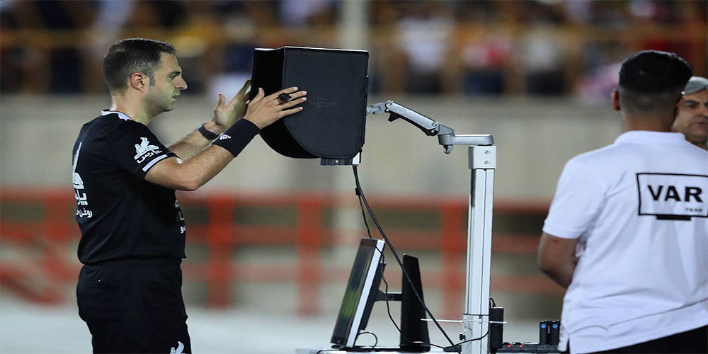 هزینه 400 میلیونی ویایآر برای هر بازی لیگ برتر! - حاشیه های فوتبالی هزینه 400 میلیونی ویایآر برای هر بازی لیگ برتر!