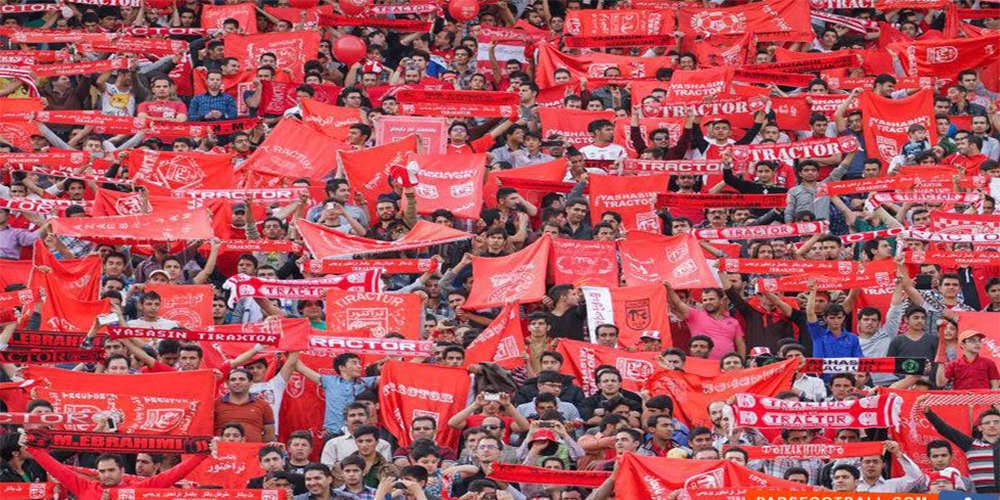 هواداران تراکتور علیه جواد خیابانی و رضا درویش - حاشیه های فوتبالی هواداران تراکتور علیه جواد خیابانی و رضا درویش