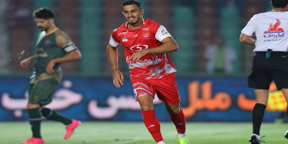 عبور مهاجم پرسپولیس از مرحوم صفر ایرانپاک علی علیپور سومین گلزن برتر پرسپولیس شد