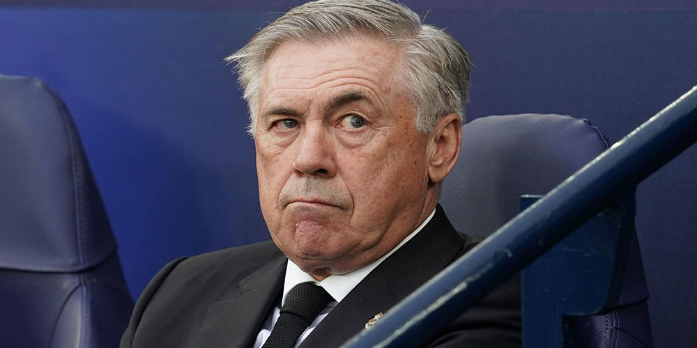 آنچلوتی ریش و قیچی را تقدیم بارسلونا کرد! - حاشیه های فوتبالی آنچلوتی ریش و قیچی را تقدیم بارسلونا کرد!