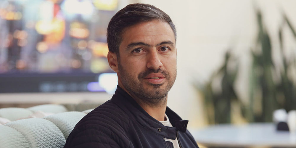 امیر عابدینی: فرهاد مجیدی با پرسپولیس قرارداد بسته بود، زرینچه هم میخواست بیاید پیش ما/ علی پروین هاشمی نسب را نخواست، رفت استقلال - حاشیه های فوتبالی امیر عابدینی: فرهاد مجیدی با پرسپولیس قرارداد بسته بود، زرینچه هم میخواست بیاید پیش ما/ علی پروین هاشمی نسب را نخواست، رفت استقلال