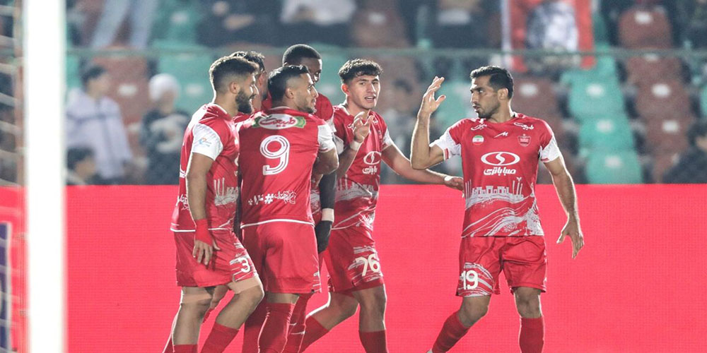 خطاهای بی مورد کاپیتان امیری در نیمه اول! - حاشیه های فوتبالی خطاهای بی مورد کاپیتان امیری در نیمه اول!