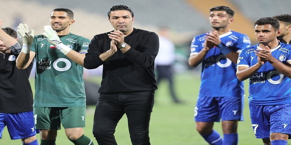 شوخی هواداران استقلال با کنار رفتن بشار اسد؛ قدرت باند نکونام بیشتر بود! 