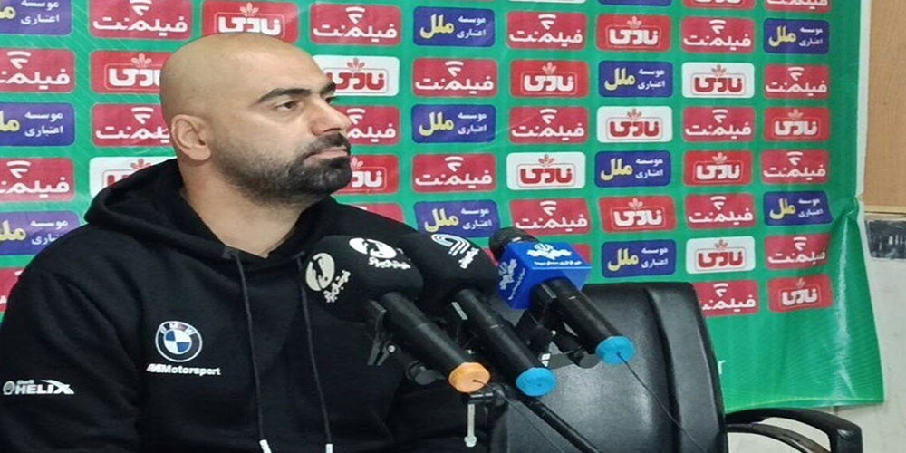 متأسفانه از بیرون صدایم به درون زمین نمیرسید!/ پرسپولیس از تجربه اش استفاده کرد و برد - حاشیه های فوتبالی متأسفانه از بیرون صدایم به درون زمین نمیرسید!/ پرسپولیس از تجربه اش استفاده کرد و برد