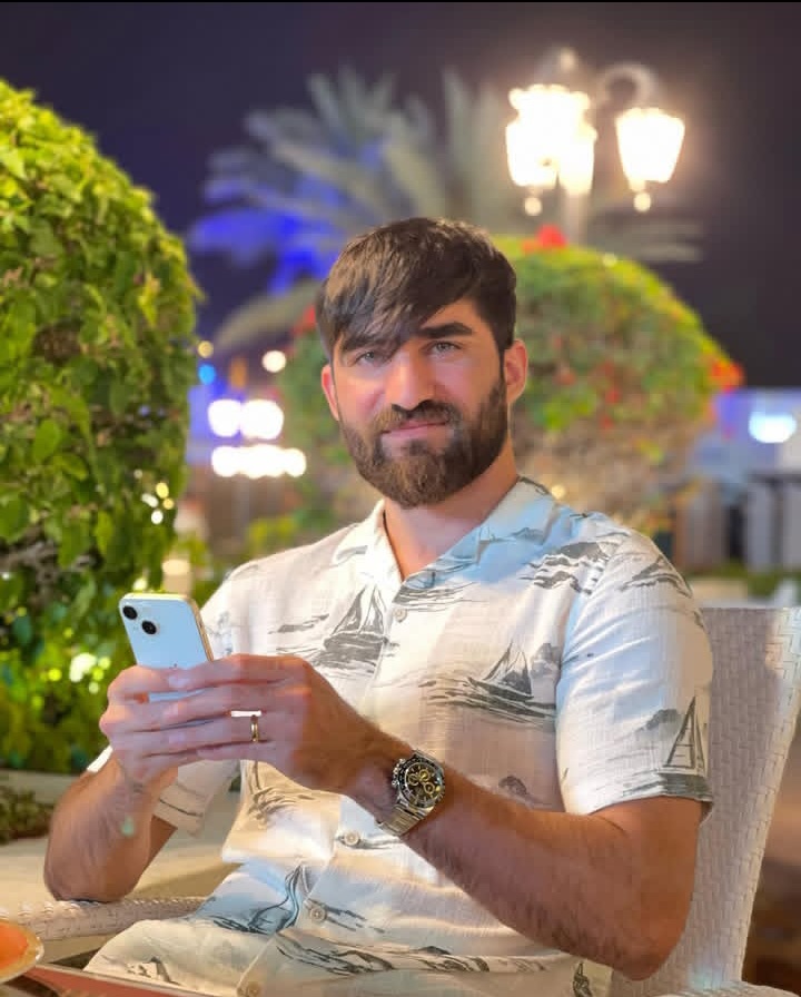 عکس پروفایل مهرداد محمدی عکس پروفایل مهرداد محمدی