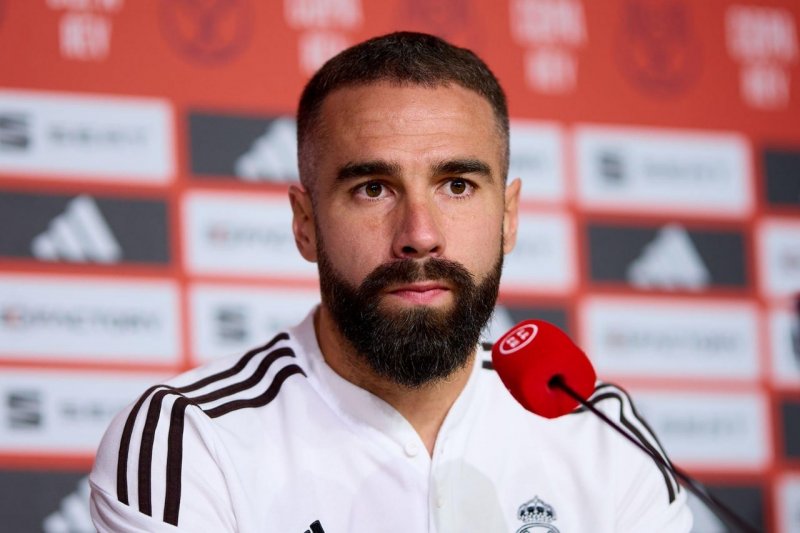 عکس جذاب دنی کارواخال عکس جذاب دنی کارواخال