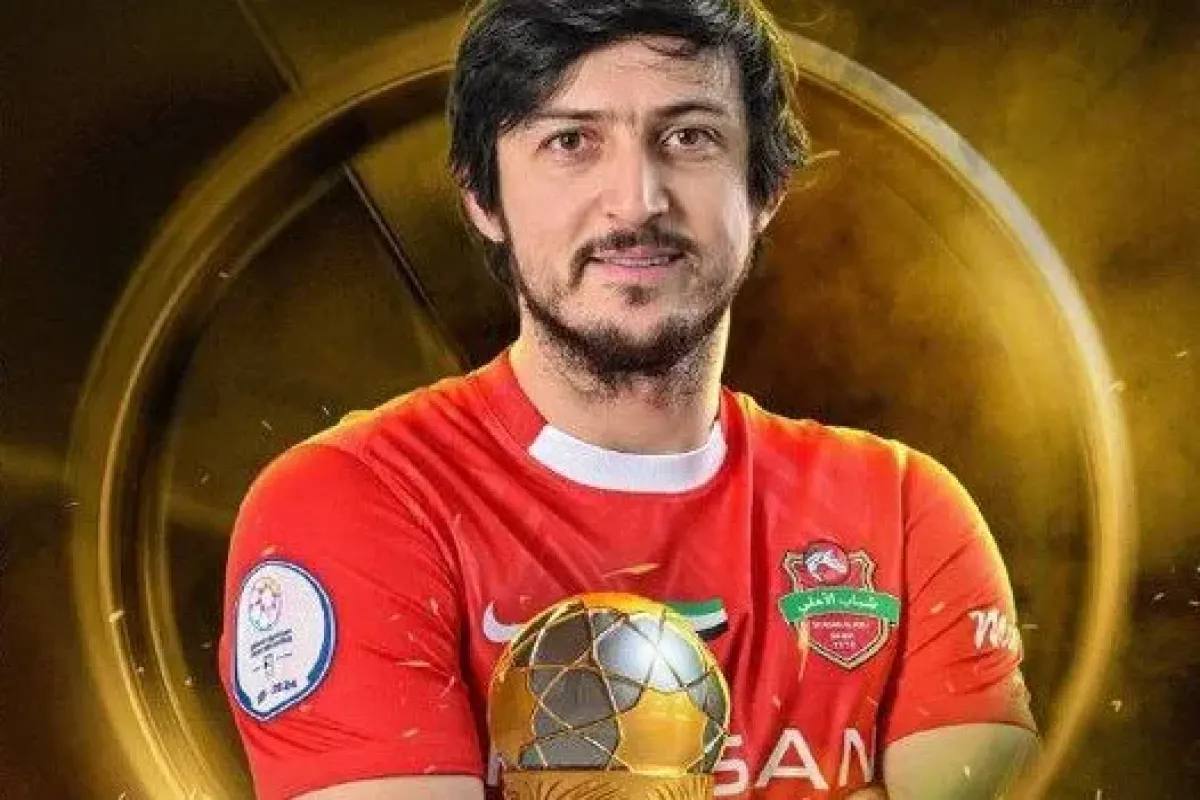 سردار آزمون برنده توپ طلا در امارات سردار آزمون برنده توپ طلا در امارات