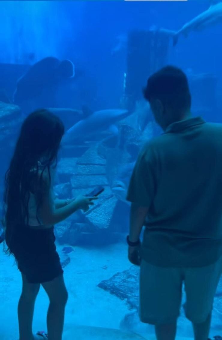 عکس علیرضا بیرانوند با خانواده در دبی عکس علیرضا بیرانوند با خانواده در دبی