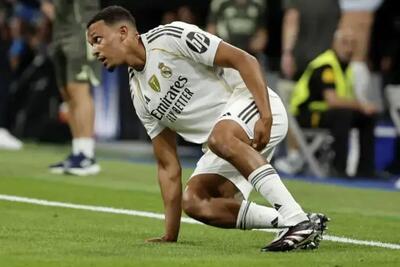 آسیب همسترینگ پای چپ برای ترنت