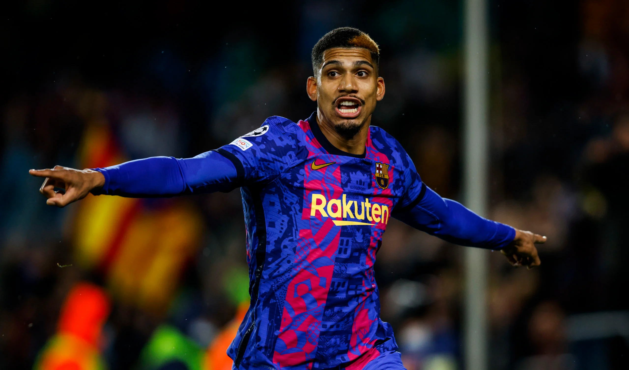 آمار رونالد آرائوخو