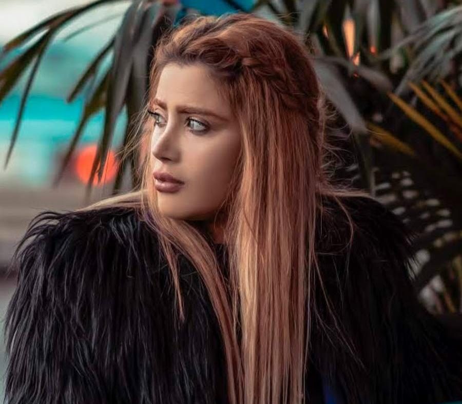 عکس نازنین همدانی‌