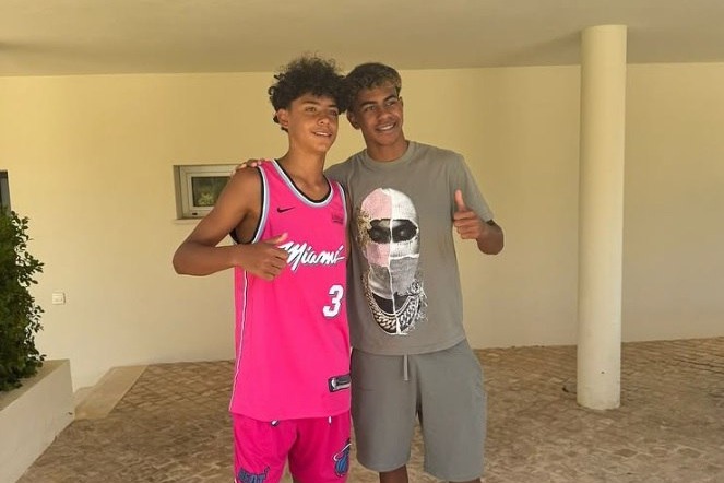 عکس کریستیانو جونیور و لامین یامال عکس کریستیانو جونیور و لامین یامال