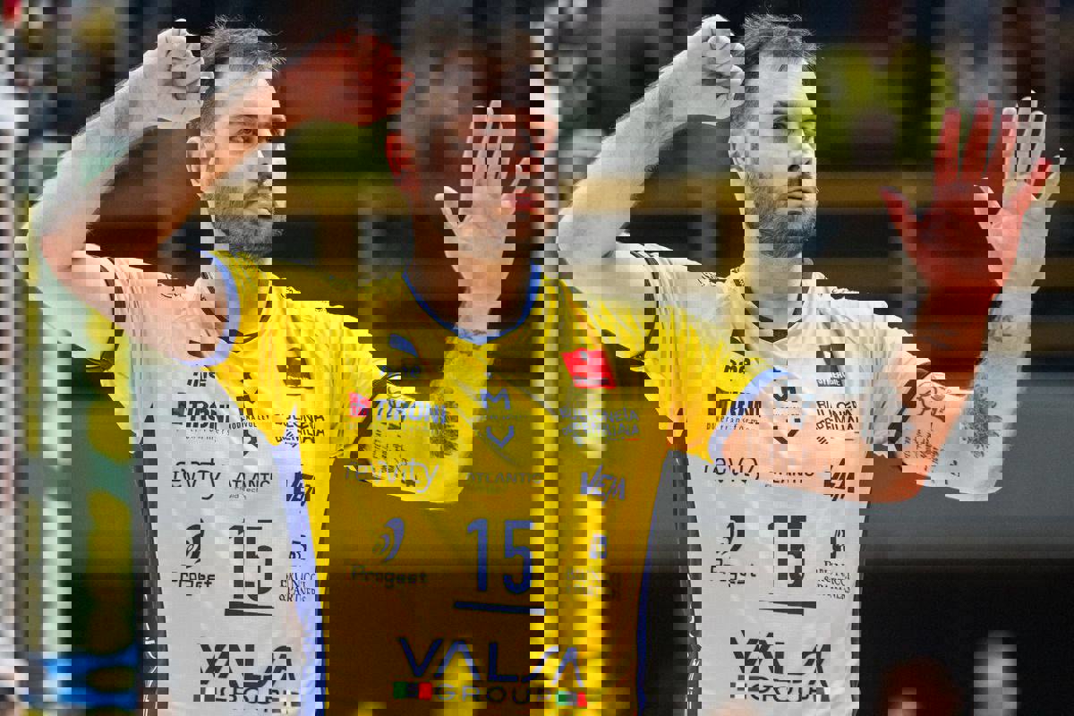 لوچیانو دِ چکو بازیکن ثروتمند والیبال آرژانتین لوچیانو دِ چکو بازیکن ثروتمند والیبال آرژانتین