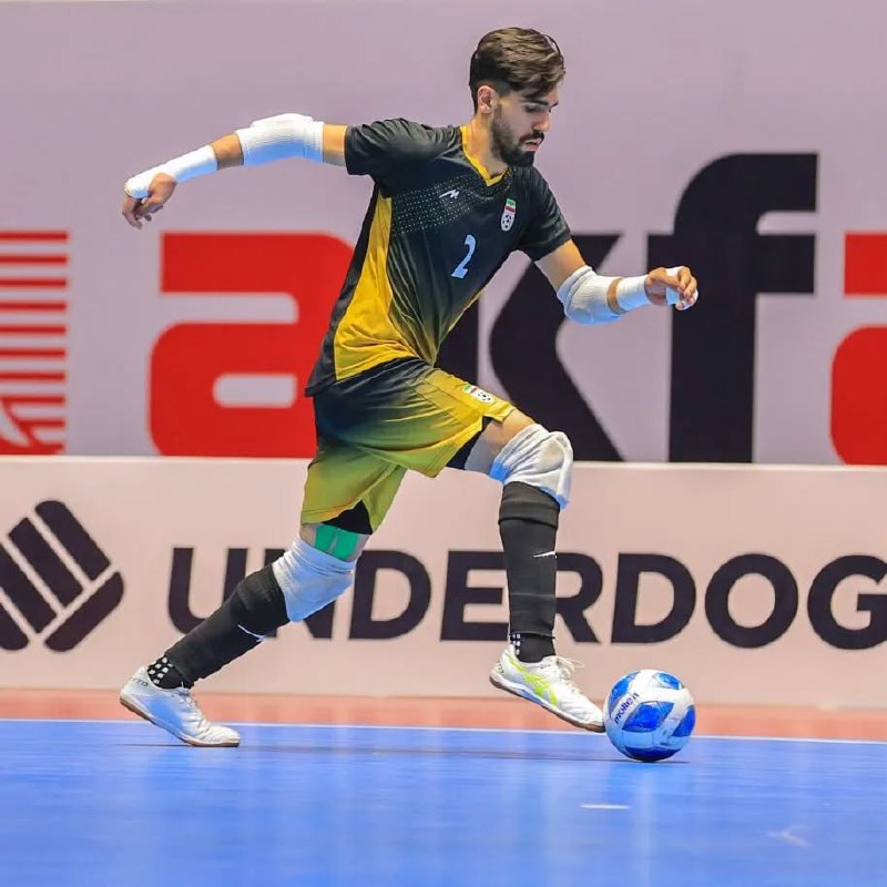 مهدی رستمی‌ها والپیپر