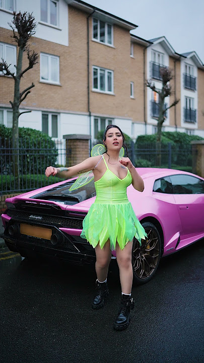 نازنین همدانی‌ رقص در اینستاگرام