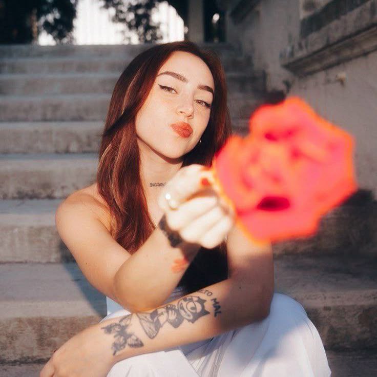 Nicki Nicole wallpaper