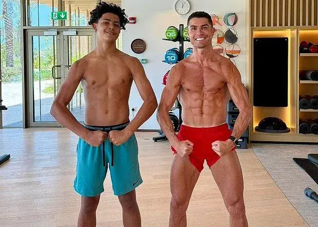 پسر کریستیانو رونالدو پسر کریستیانو رونالدو