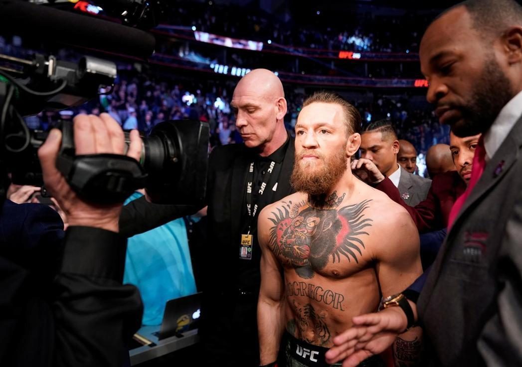 کانر مک‌گرگور حمایت از فلسطین ممنوع