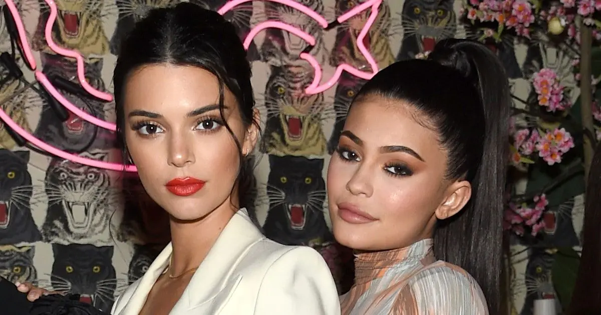 کندال جنر و خواهرش