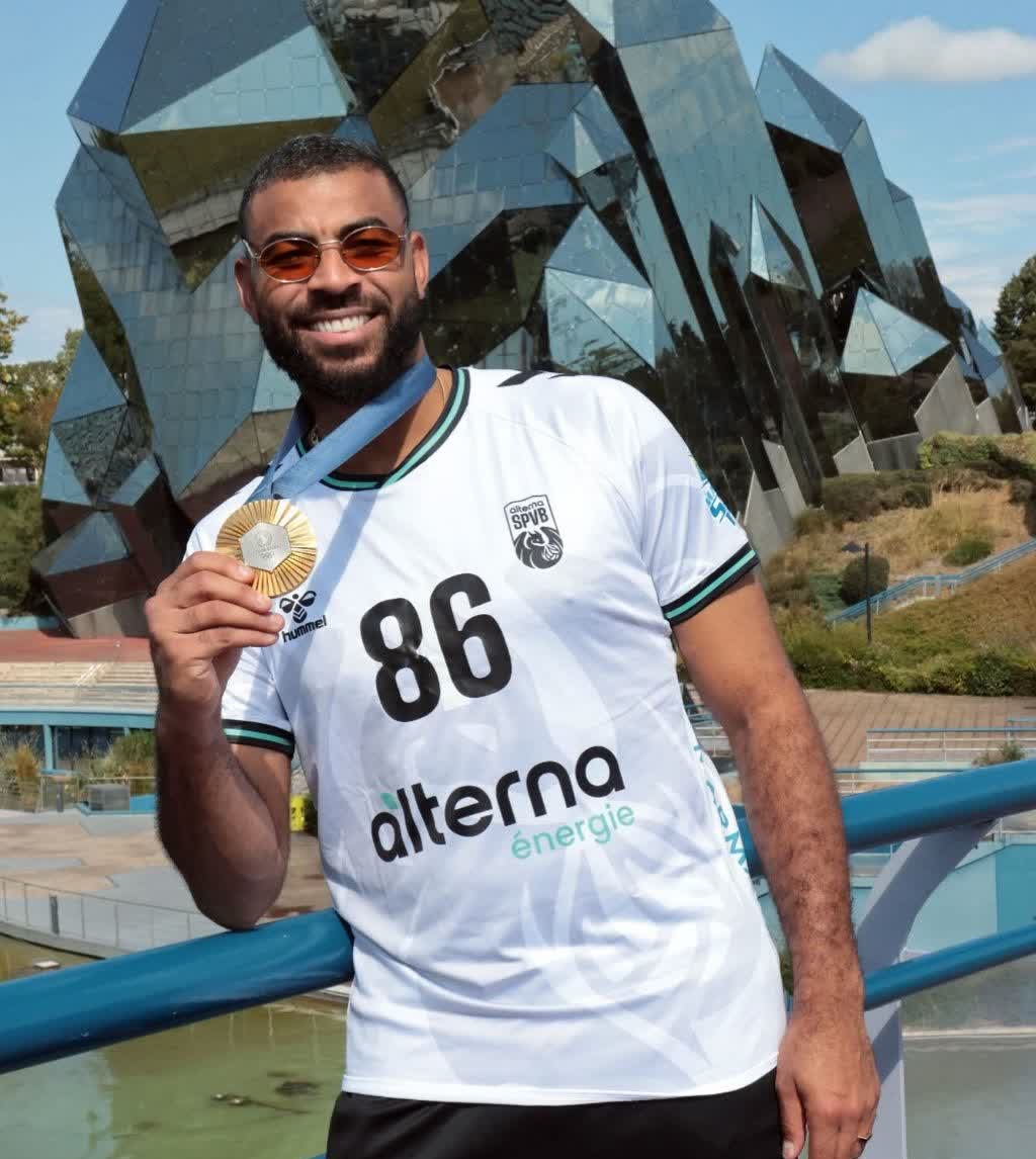 عکس جذاب اروین انگاپت عکس جذاب اروین انگاپت