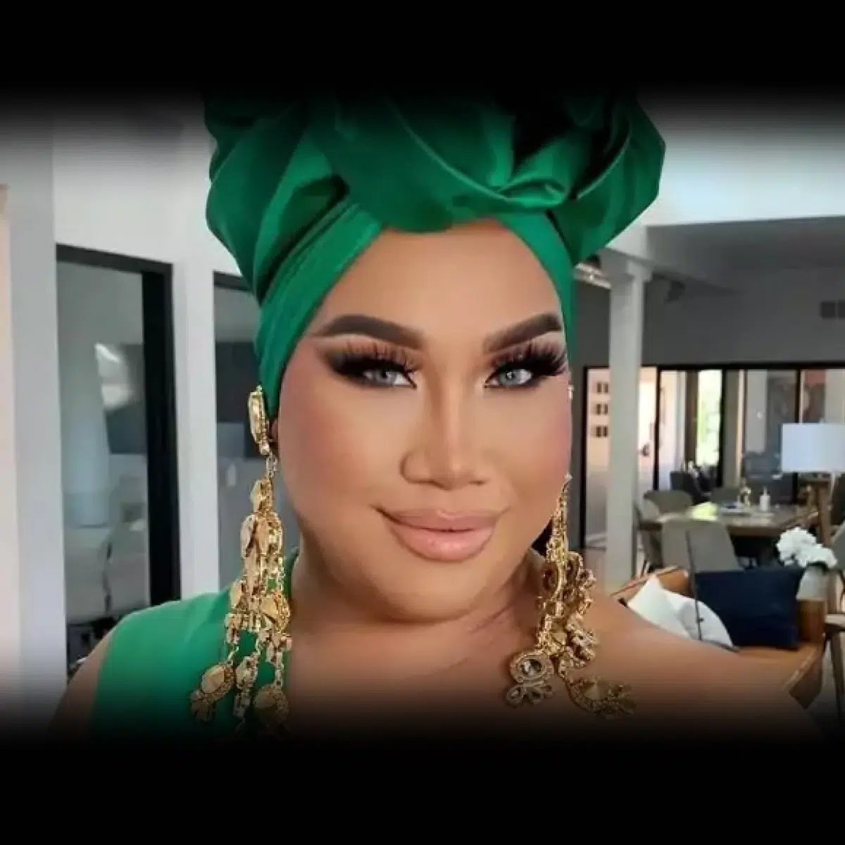 Patrick Starrr بلاگر میکاپ و سلبریتی