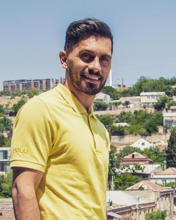 عکس پروفایل امید عالیشاه