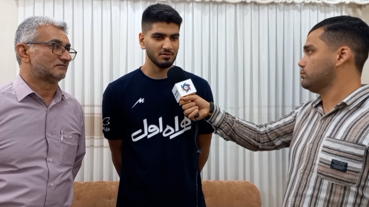 عکس علی حق‌پرست