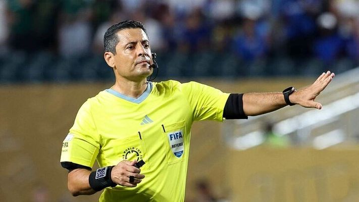 فغانی داور دیدار الهلال و الاهلی