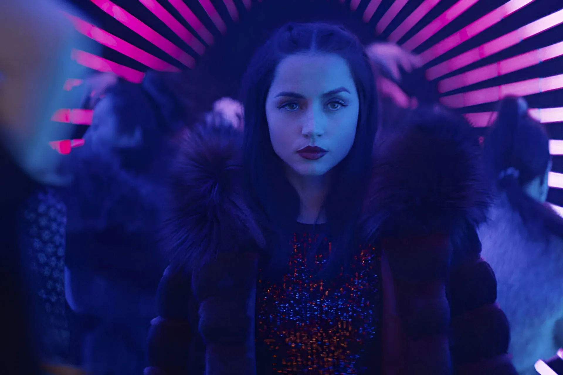 آنا د آرماس در جان ویک آنا د آرماس در جان ویک