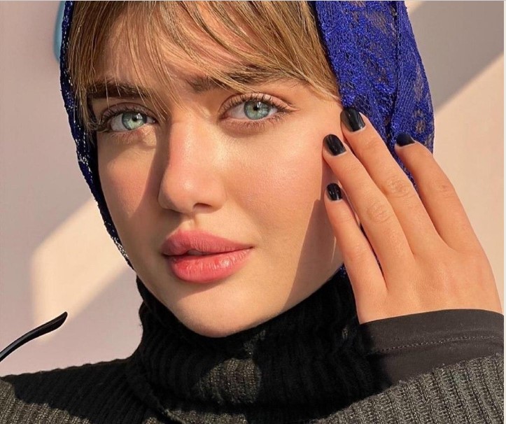 تاسیس برند لباس نگین حق دوست تاسیس برند لباس نگین حق دوست