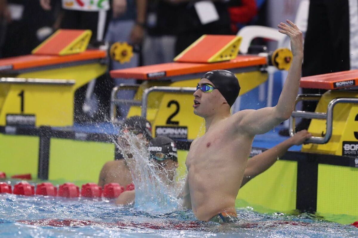 عکس شنا محمد مهدی غلامی