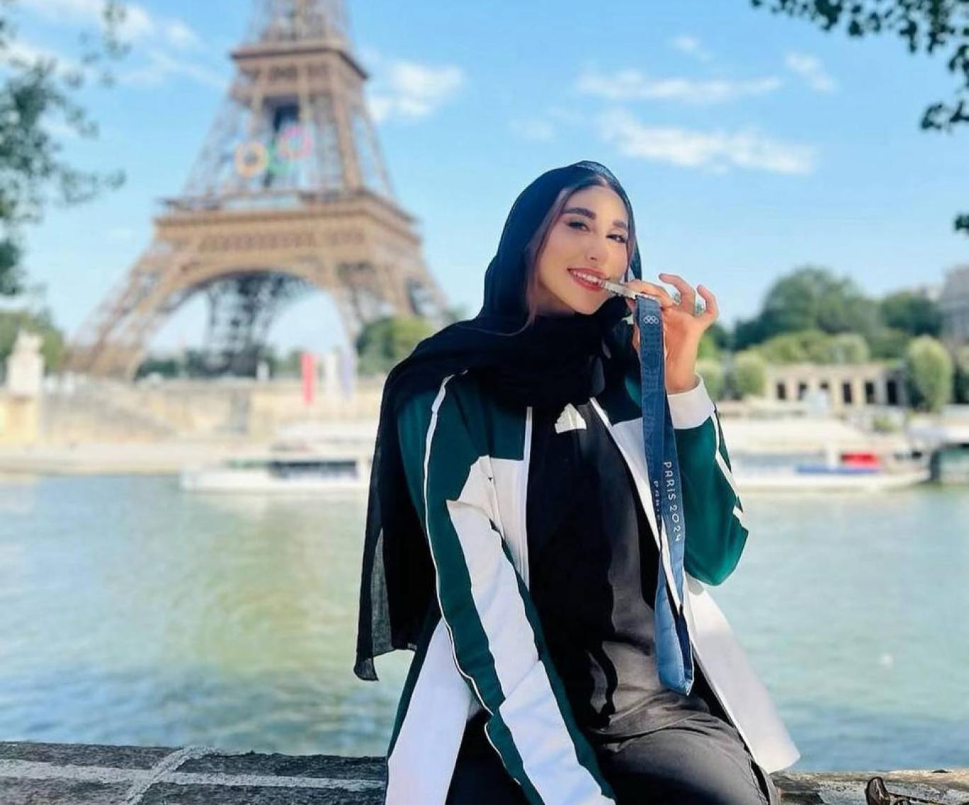 عکس پروفایل ناهید کیانی عکس پروفایل ناهید کیانی