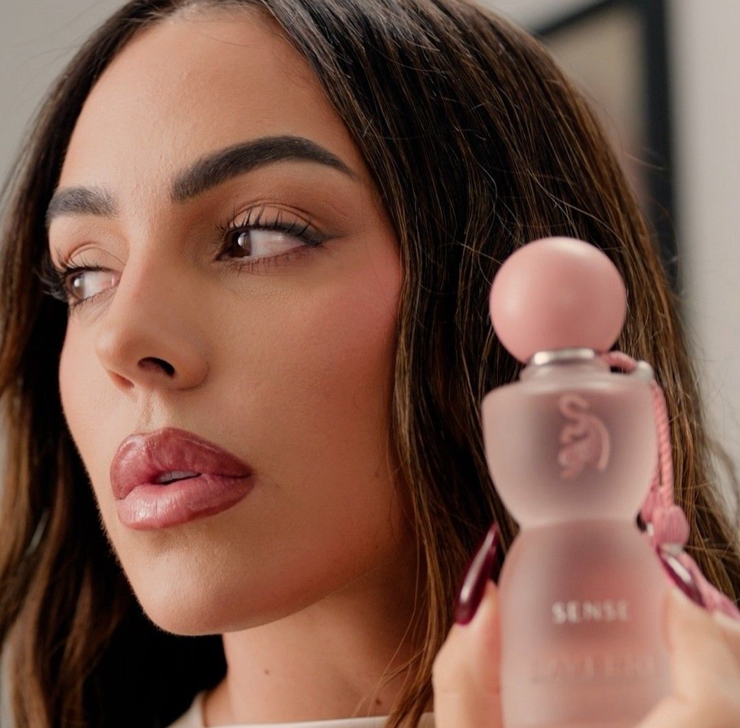 معرفی رایحه جورجینا رودریگز معرفی رایحه جورجینا رودریگز